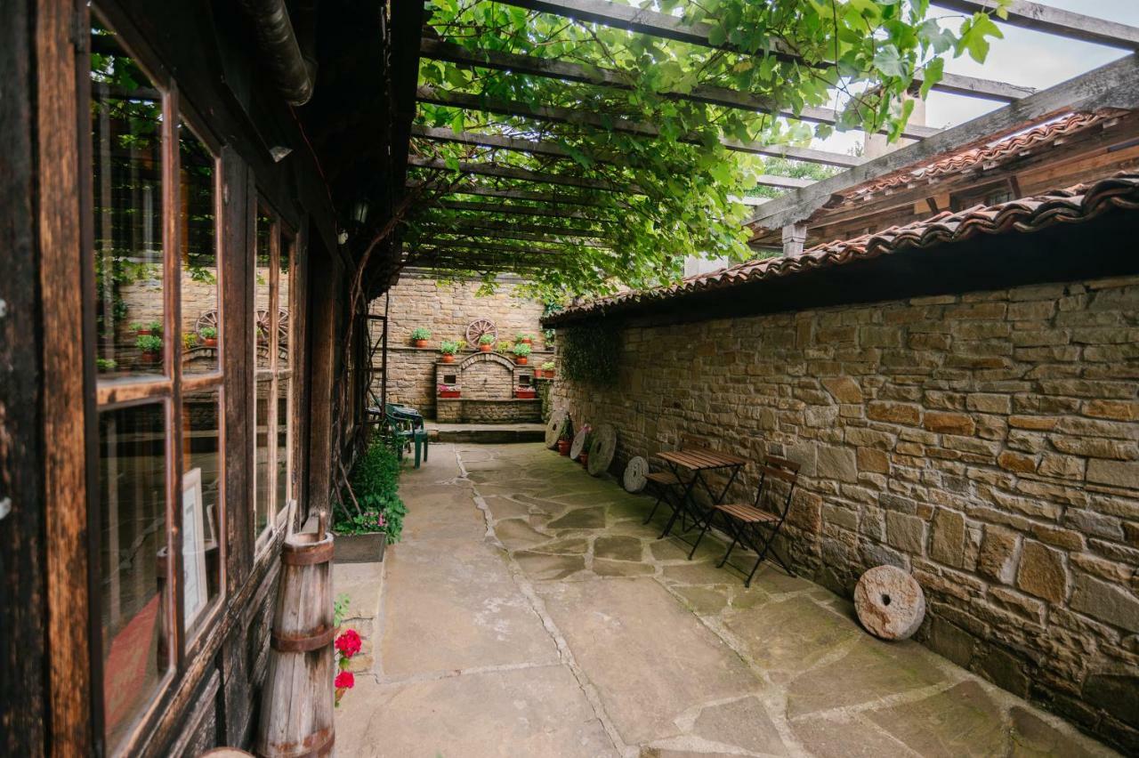 Kodjamanova House Hotel Zheravna Buitenkant foto