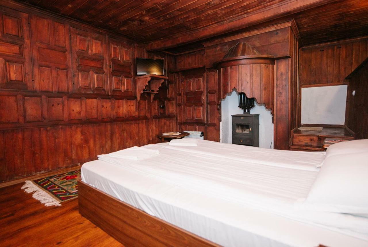 Kodjamanova House Hotel Zheravna Buitenkant foto