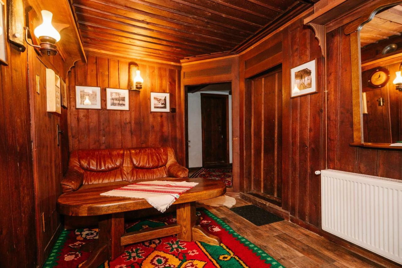 Kodjamanova House Hotel Zheravna Buitenkant foto