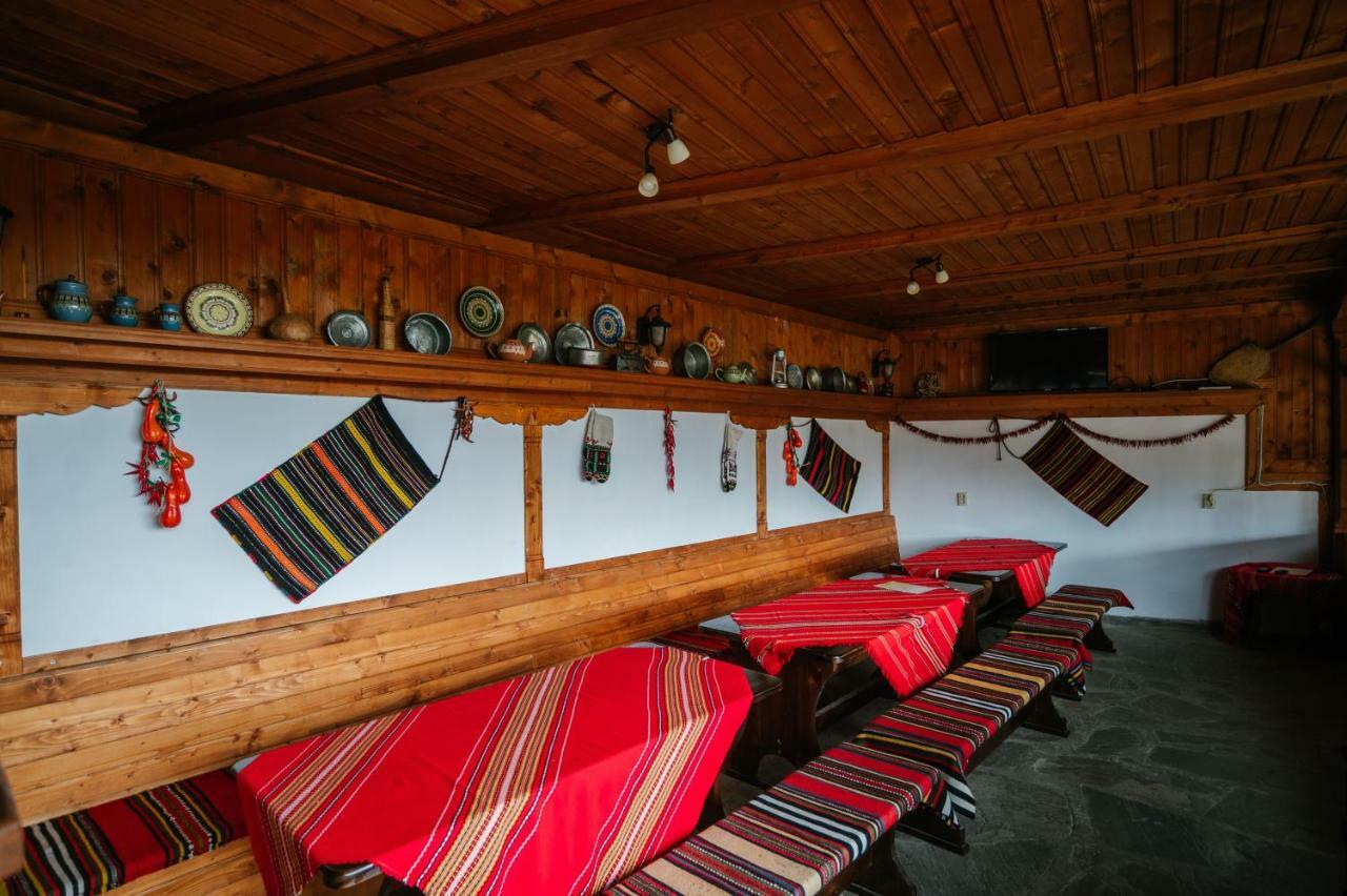 Kodjamanova House Hotel Zheravna Buitenkant foto