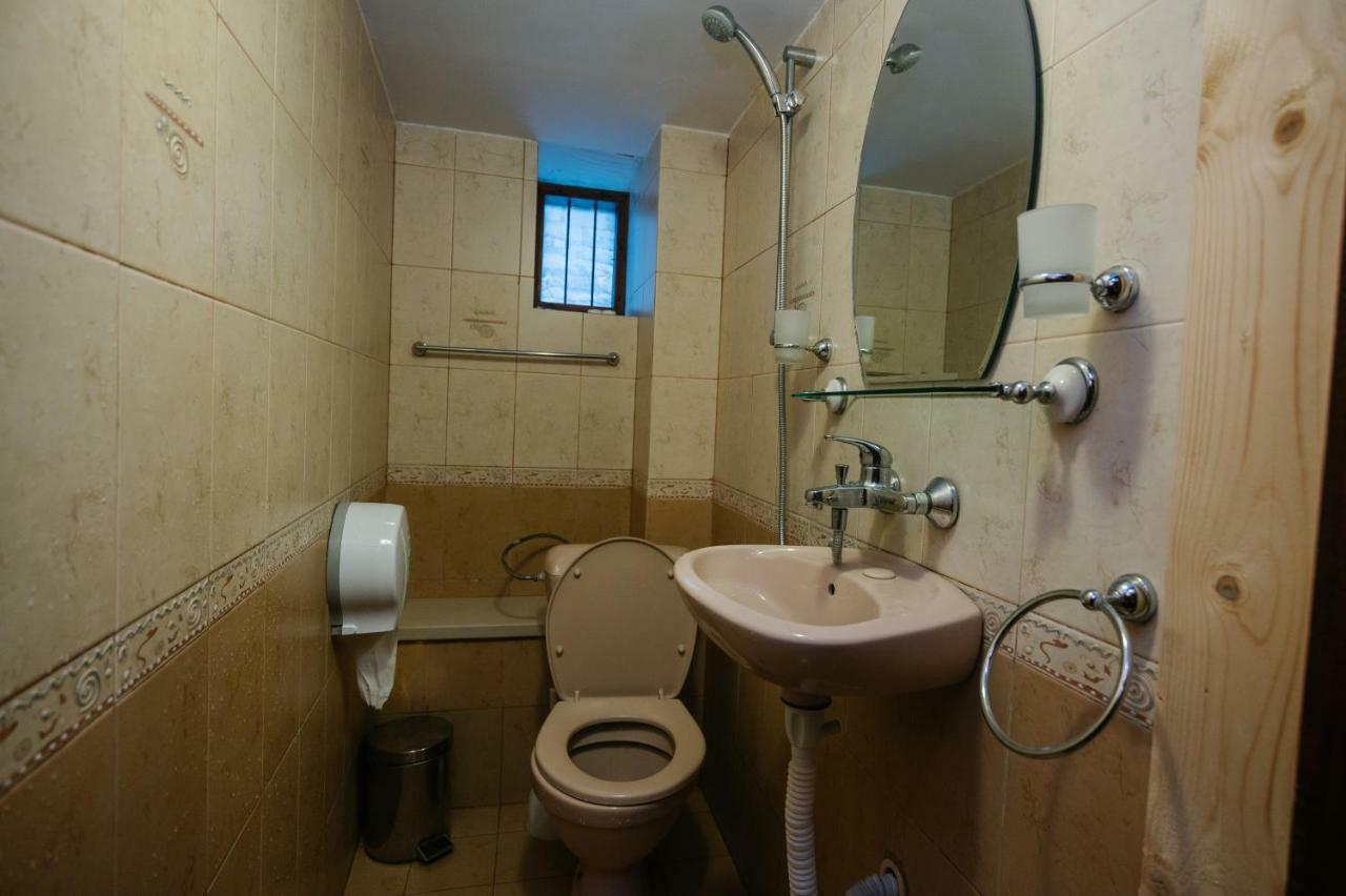 Kodjamanova House Hotel Zheravna Buitenkant foto